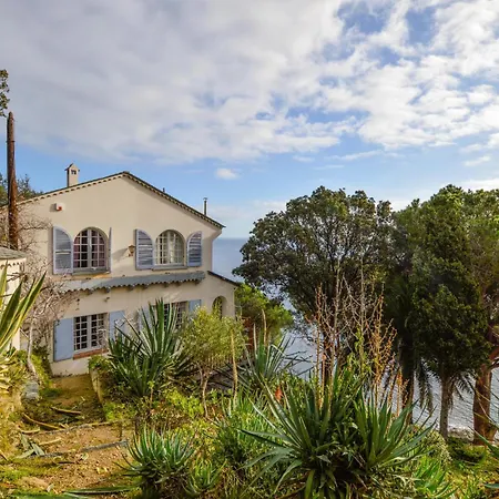 3 Bedroom Cozy In Σπίτι διακοπών