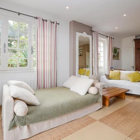 3 Bedroom Cozy In * Erbalunga (Corsica)