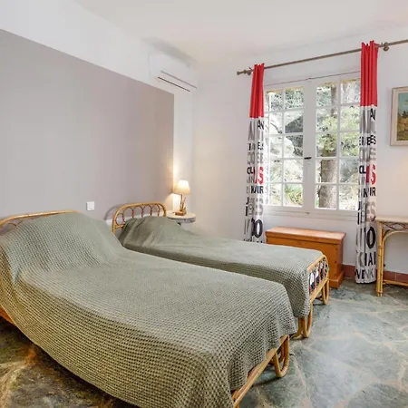 3 Bedroom Cozy In