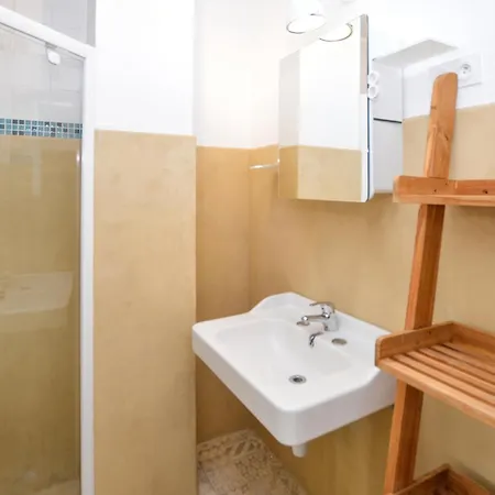 펜션 3 Bedroom Cozy In *